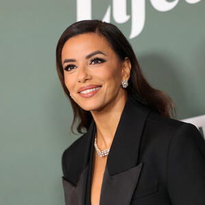 Palačinke po receptu Eve Longorije morate da probate: Vazdušaste su i mekane, spremaju se brzo i lako & mame na još