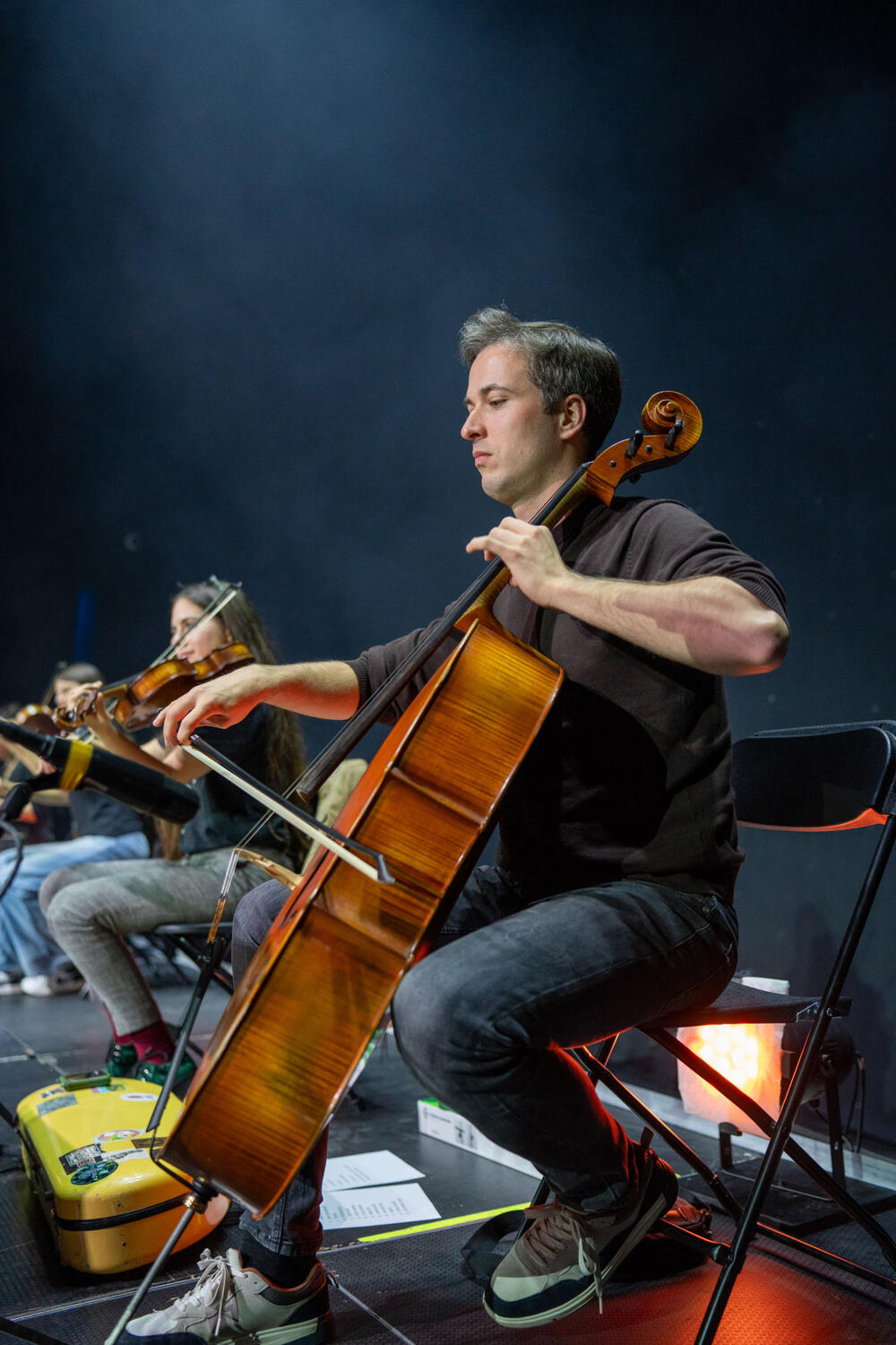 <p>Trosatni unplugged nastup legendarnog benda oduševio publiku u punoj mts Dvorani</p>

<p> </p>