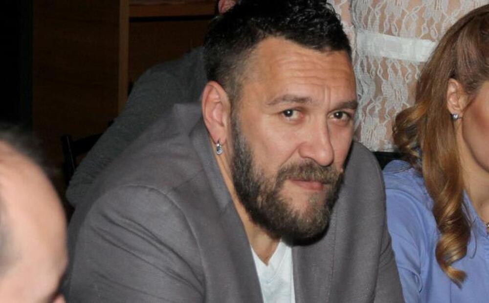 IGOROVA SUPRUGA JE PRELEPA I MLAĐA OD NJEGA 14 GODINA 