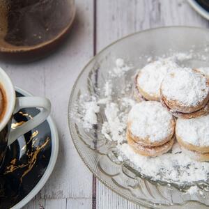 Po receptu Ljiljane Blagojević, starinske i bez masti: Vanilice na 3 načina savršene za slavu i svaki dan (RECEPTI)