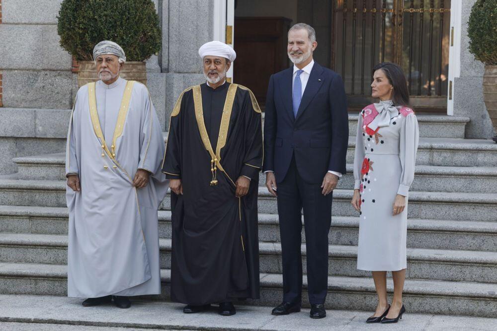 <p>Ručni rad na ovoj kreaciji oduševio je ljubiteljke mode širom sveta </p>