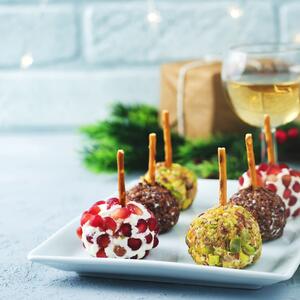 5 vrste slanih kuglica od samo jedne smese: Savršeno slavsko predjelo gotovo za manje od pola sta