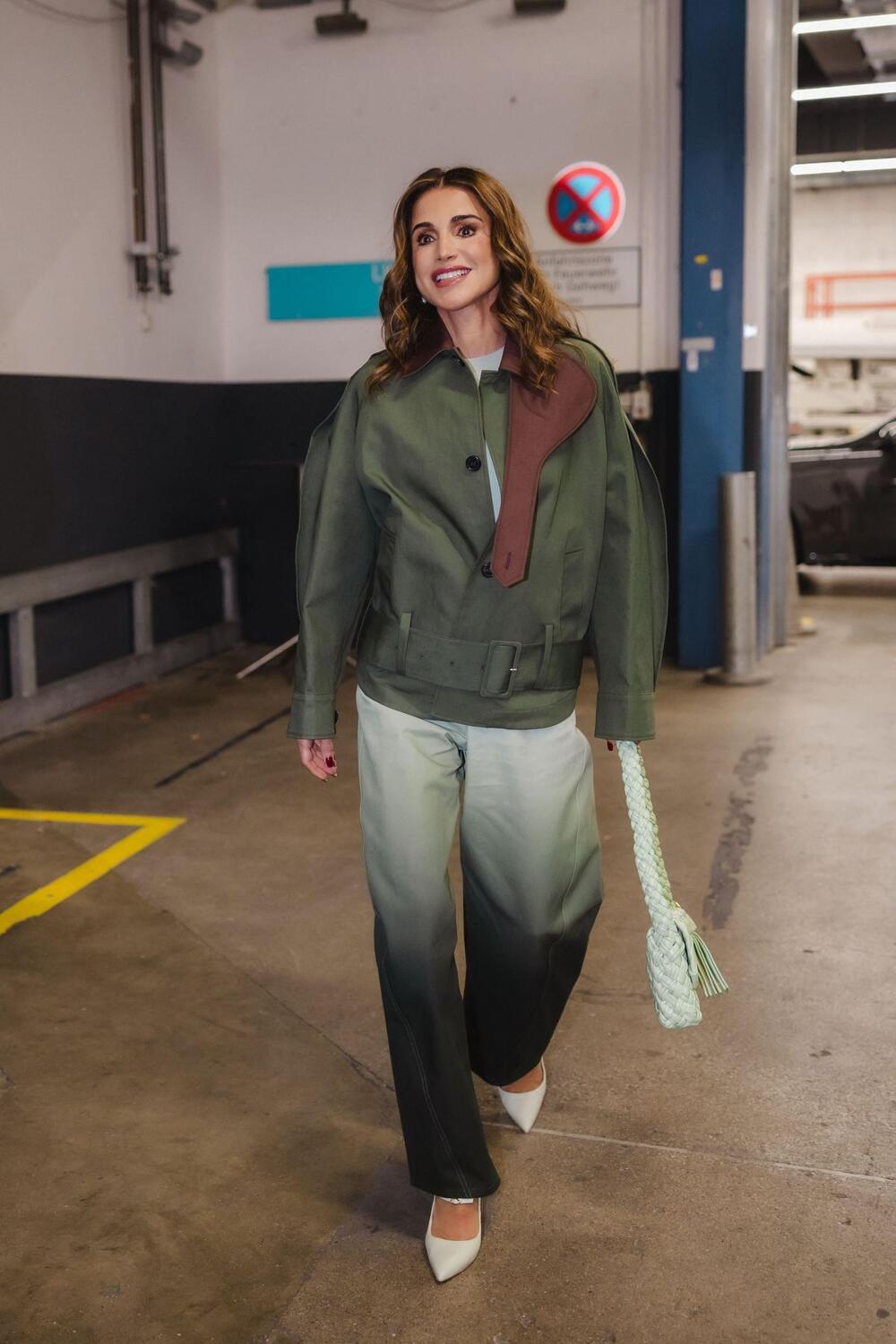 RANIJA U NEOBIČNOJ KOMBINACIJI PRIVUKLA PAŽNJU 