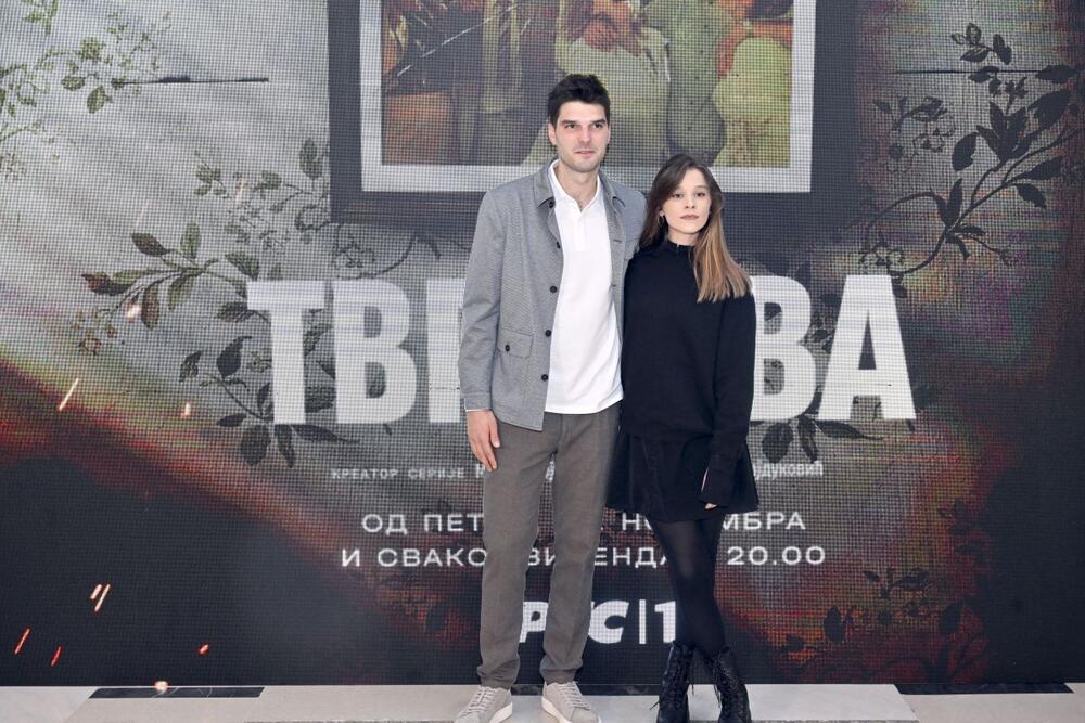 Marko Todorović i Ivana Zečević na premijeri nove serije 'Tvrđava'