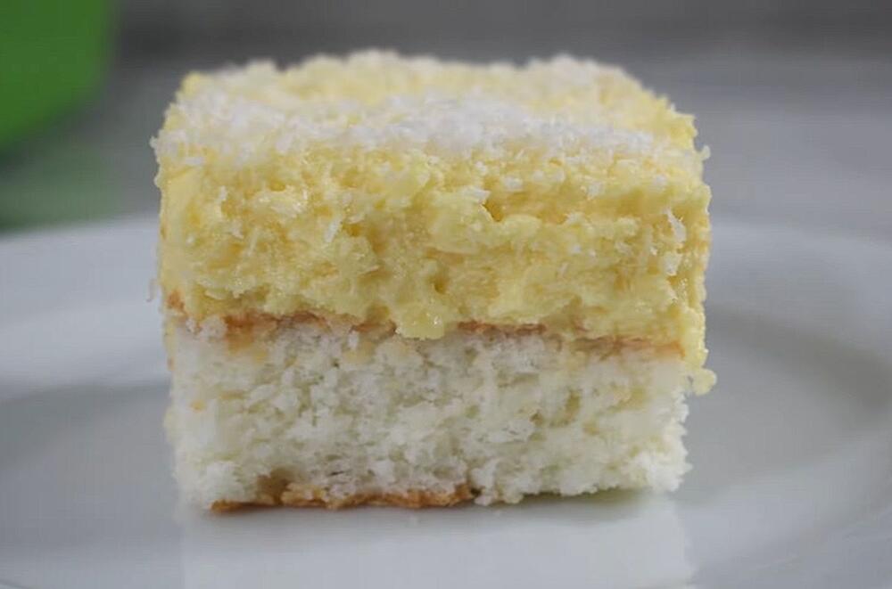 Domaći kolač od pudinga i kokosa