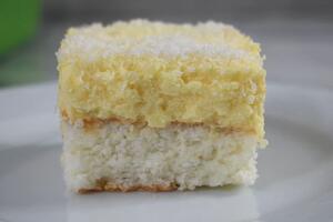 Rafaelo kocke su savršen dezert posle masnog, slavskog ručka: Lagane su, božanstvenog ukusa i prave se za tren oka