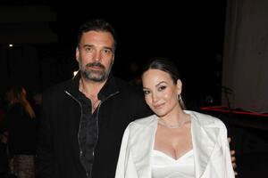 Damski, s merom & bez greške: Stajling Jelene Tomašević na Emininom koncertu je lekcija o tome kako koristiti detalje