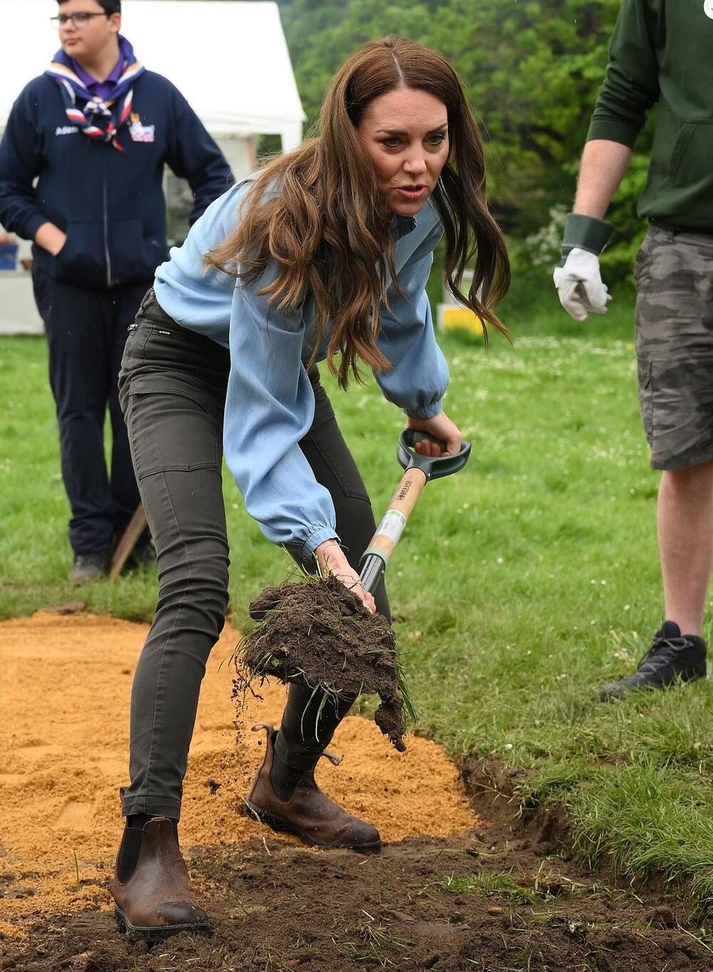 Ketrin, princeza od Velsa, u udobnim čelsi čizmama brenda Blundstone