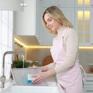 Šta to smrdi u kuhinji? Oribali ste sve, miris nije nestao - proverite aspirator (6 koraka za čišćenje bez hemikalija)