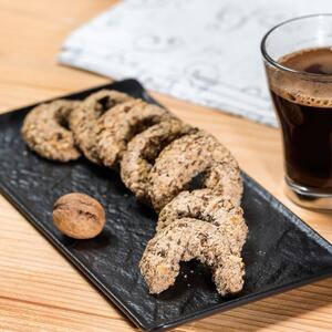 Orasnice od 4 sastojka prave se očas posla: Uz ovaj recept ćete dobiti 50 omiljenih slavskih sitnih kolača