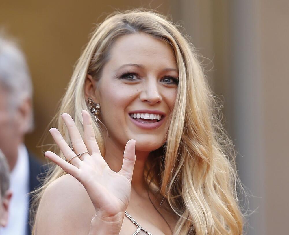 Blejk Lajvli ima spuštene kapke, pa je tokom karijere probala razne tehnike nanošenja ajlajnera