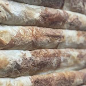 Seljačka pita s jabukama: Recept star 100 godina iz kuvara baka Mire (PUN PLEH ZA MANJE OD 400 DINARA)