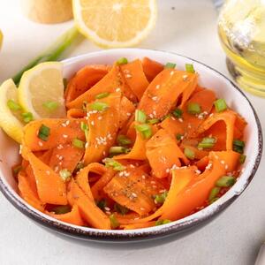 Savršena kao predjelo, prava imunobomba: Najukusnija salata bogatog ukusa koja podmlađuje, daje energiju i preukusna je