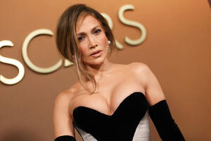 Može da doda desetak godina licu: Najčešću grešku pri šminkanju je lako izbeći, a ipak &ndash; pravite je svaki dan