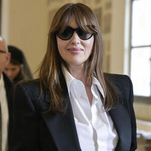 Italijanska diva je za susret sa papom Lavom XIV čuvala – MAGIJU: Monika Beluči oduševila u sofisticiranom izdanju