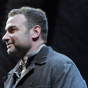 Slavni glumac hitno hospitalizovan! Holivudski frajer zbog misteriozne bolesti završio u bolnici, evo u kakvom je stanju