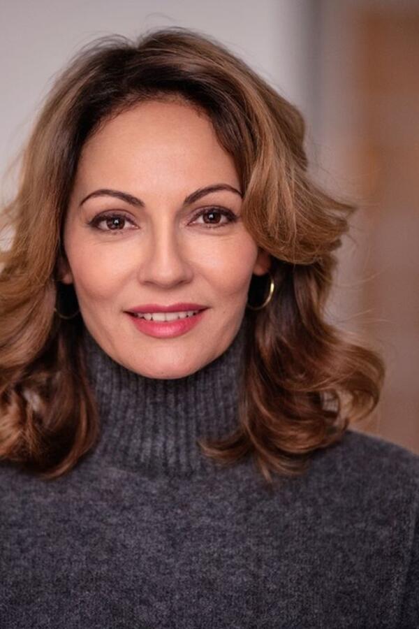 Šta je "estrogensko lice" i kako negovati kožu posle 50? Uz ove savete ćete zadržati elastičnost i mladalački izgled