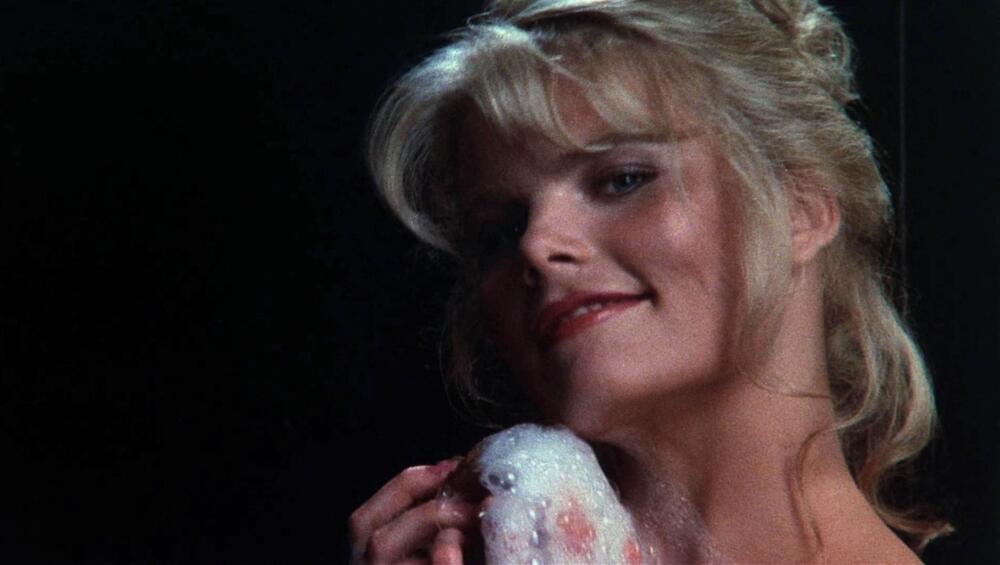 Marijel Hemingvej u ulozi Doroti Straten