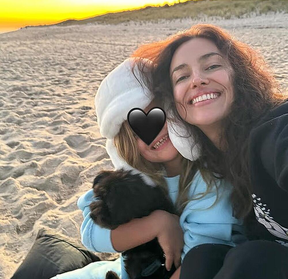 Irina Šajk sa ćerkom Leom