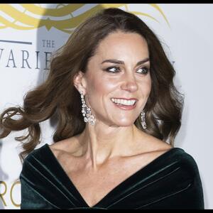 Prvo Melanija Tramp, a sad i Kejt Midlton: Princeza ponela haljinu BOJE I KROJA koji su definitivno apsolutni hit jeseni