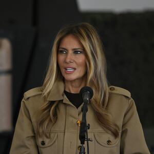 Nema elegantnije obuće za svaki dan: Antilop čizme Melanije Tramp kojima ne bi odolela nijedna žena