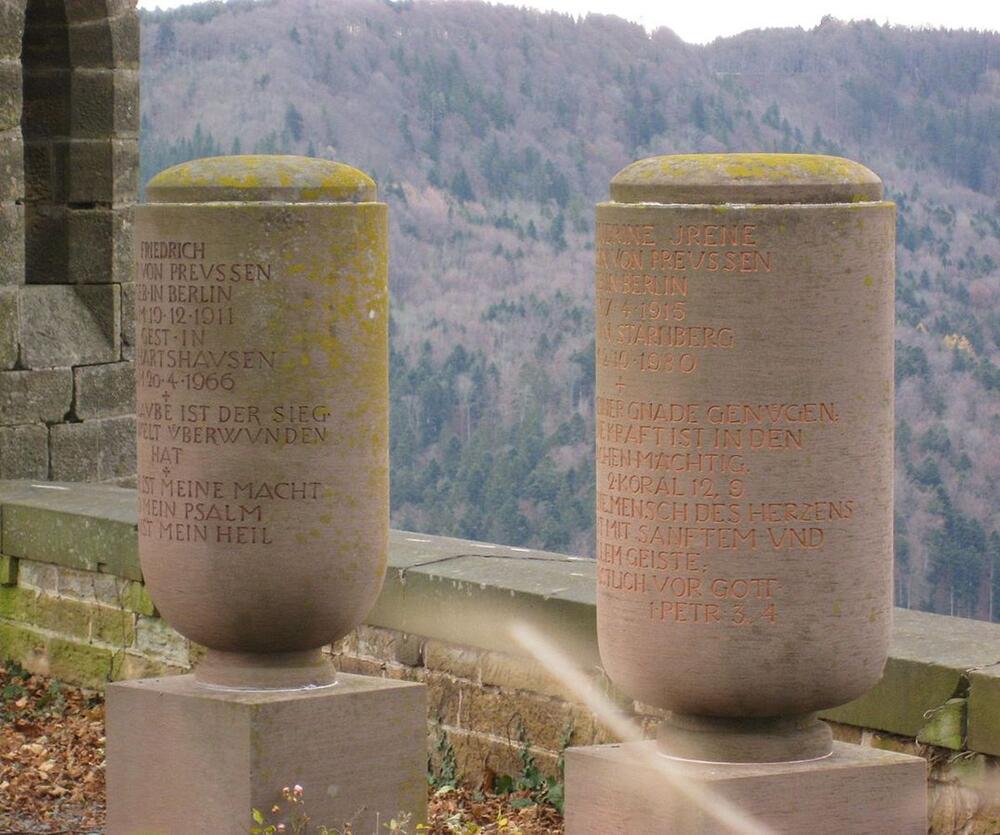 Grob princeze Aleksandrine i princa Frederika