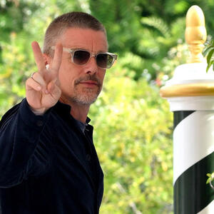 Varao ju je sa dadiljom njihove dece: Bili su omiljeni holivudski par, a već 20 godina ime ne sme da joj izgovori