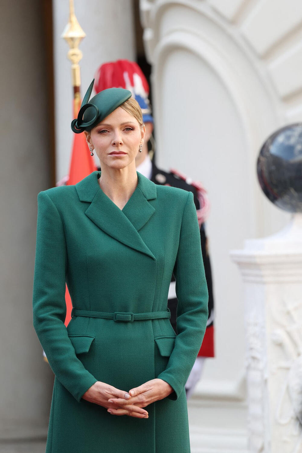 <p>Monegaška princeza Šarlin od Monaka pojavila se u elegantnoj zelenoj haljini koju bi odmah nosila i Kejt Midlton.</p>