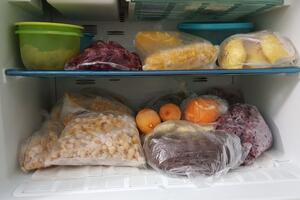 Ima ih u svakom zamrzivaču: Ako i vi u hladnjaku imate ovih 6 stvari odmah ih bacite