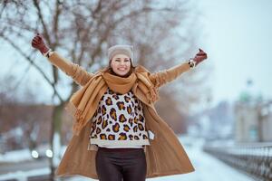 Uhvatiće TALAS SREĆE i jahaće na njemu do ponedeljka: 3 znaka Zodijaka čeka uzbudljiv i veoma lep vikend (21. do 22.)