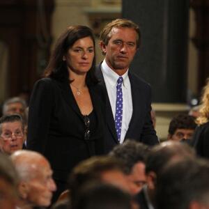 Prevario ju je bar 37 puta i krivio – nju: Kenedi je drugu ženu uništavao malo po malo, a ni mrtvoj joj nije dao mira