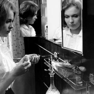 FBI je glumici uništavao život: Godinama je živela u bolu, a njena smrt je misterioznija od slučaja Merilin Monro