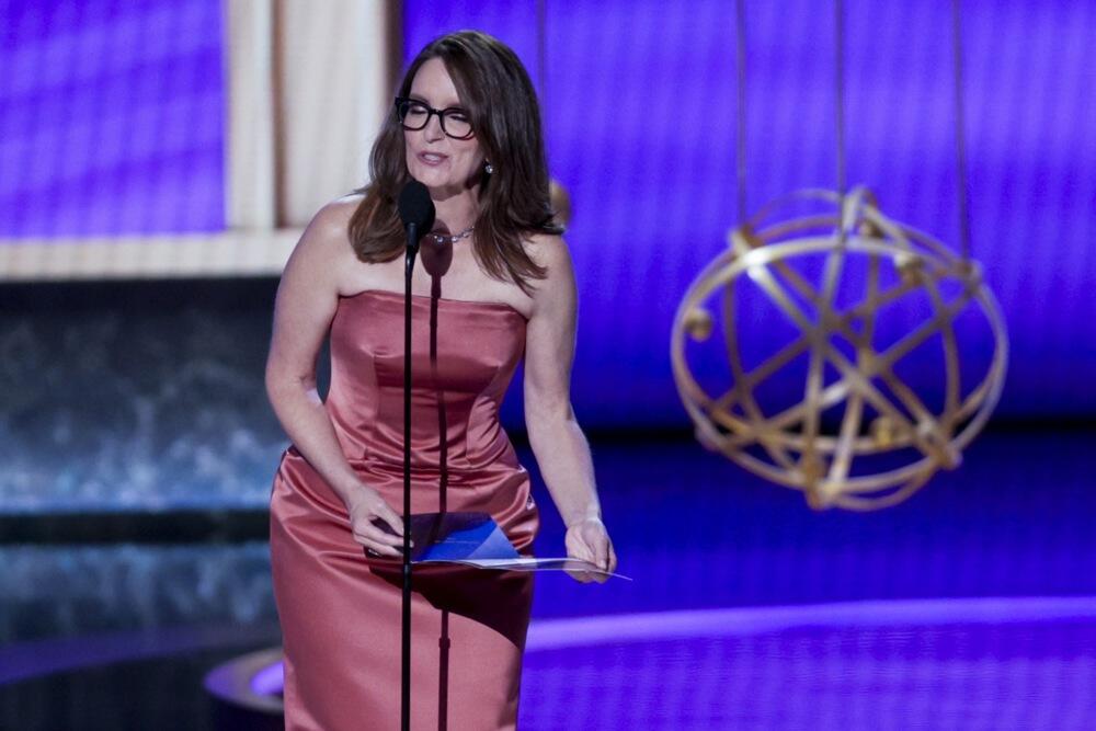 Tina Fej na dodeli Emija 2025.