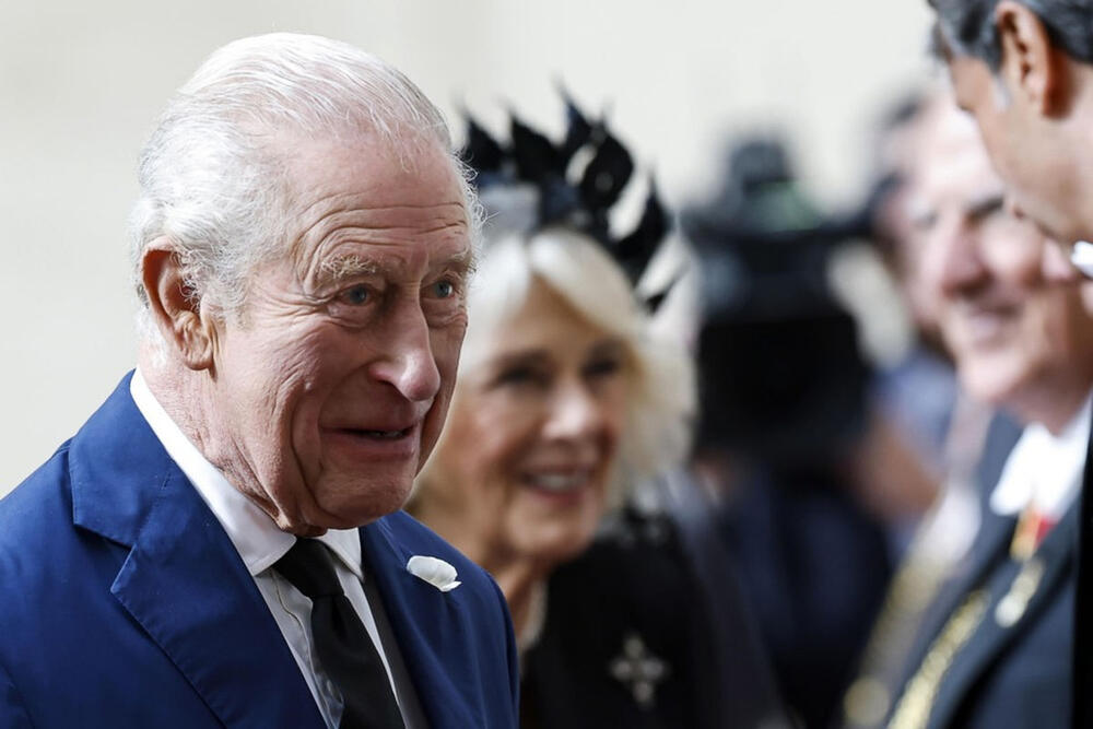 Kralj Čarls je primoran da donese ne tako lake odluke koje se tiču njega i njegove porodice.