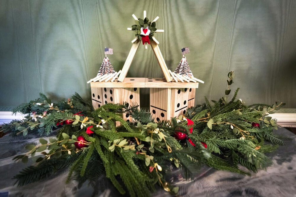 Bela kuća, Melanija Tramp, Donald Tramp, Novogodišnja dekoracija