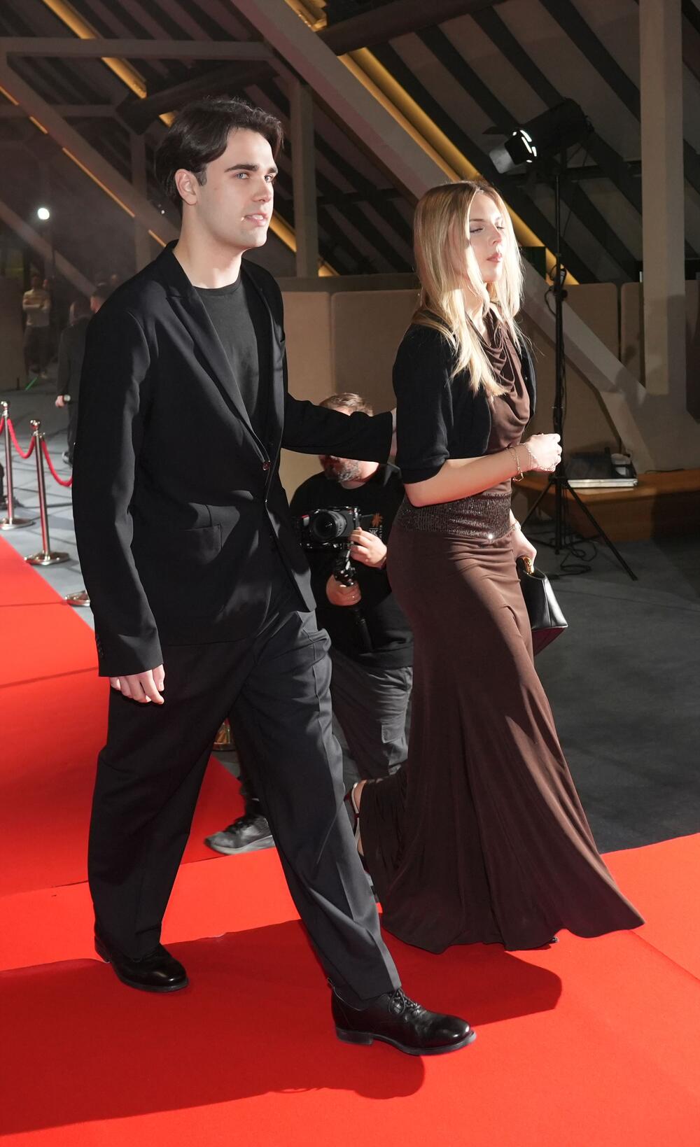 ŠARMANTNI NIKOLA OSVOJIO JE SRCA PUBLIKE ZA TILI ČAS 