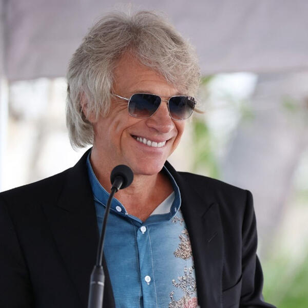 Jedinstveno, emotivno, ma PREDIVNO: Zbog jednog detalja, novogodišnja jelka Džon Bon Džovija je lepša od svih ostalih