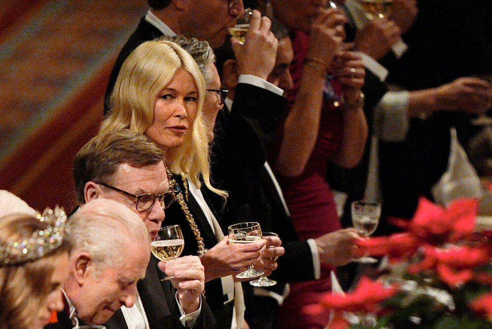 Klaudija ŠIfer na kraljevskom banketu u Vindzoru