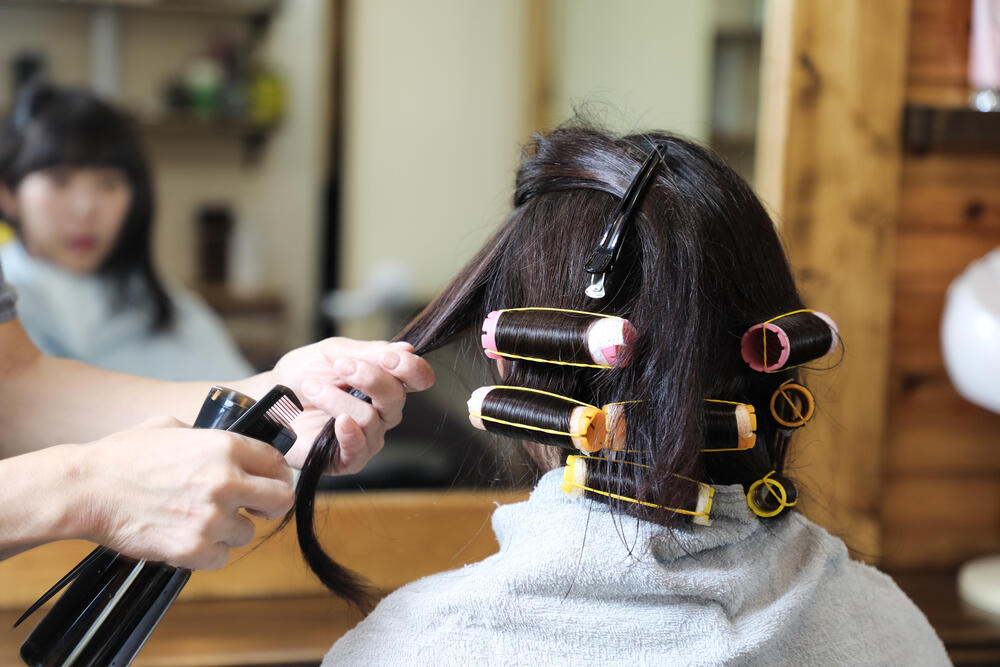 Korejska trajna frizura se prilagođava kvalitetu kose