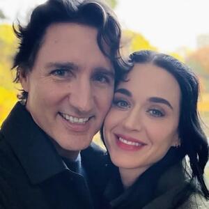 Konačno otkriveno kako je sve počelo: Nova ljubav Keti Peri je iznenađenje godine, a iza njega stoji upornost političara