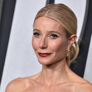 Svi kažu da je očeva kopija: 19-godišnji sin Gvinet Paltrou i Krisa Martina ukrao je sve poglede na crvenom tepihu