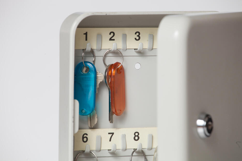 SEF JE BEZBEDNO MESTO ZA KLJUČ