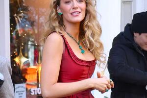 Raskošne kreacije & cipele koje ćete dooobro zapamtiti: Dva modna izdanja kojim je Blejk Lajvli bacila Njujork na kolena