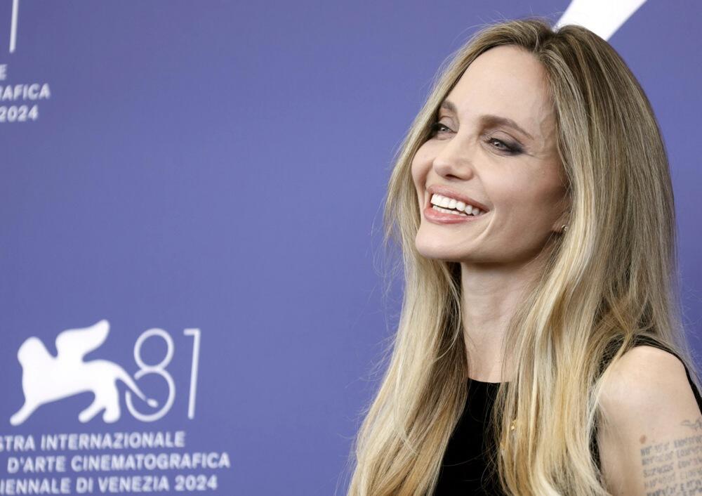 Anđelina Džoli na 81. Festivalu u Veneciji 2024. godine