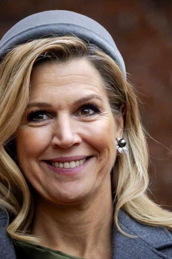 Neobičan kaput & boja haljine koja hipnotiše: Elegantno izdanje kraljice Maksime od Holandije kao iz udžbenika