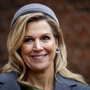 Neobičan kaput & boja haljine koja hipnotiše: Elegantno izdanje kraljice Maksime od Holandije kao iz udžbenika