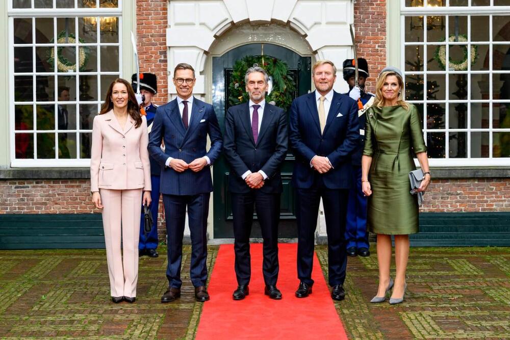 Kraljica Maksima u haljini zelene boje koja hipnotiše