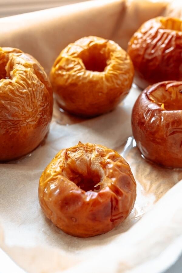 Da li jabuka može da se peče u mikrotalasnoj i kako? 3 koraka do najukusnije poslastice za samo 5 minuta