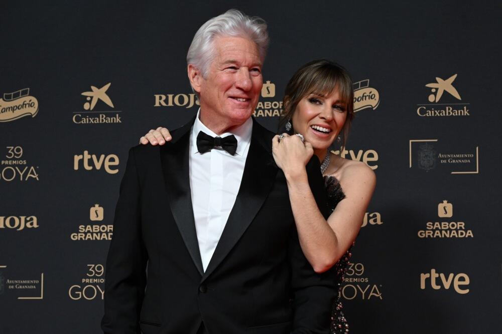 Ričard Gir i Alehandra Silca Gir na crvenom tepihu