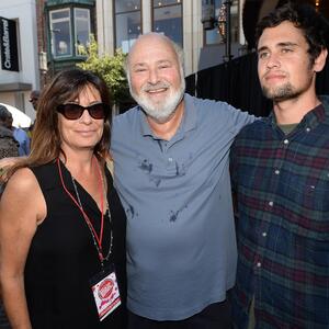 Nekoliko sati ranije su se posvađali, ćerka zatekla scenu kao iz horor filma: Uznemirujući detalji ubistva Roba Rajnera